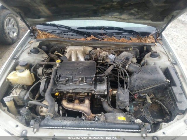 2001 TOYOTA CAMRY LE/XLE VIN: 4T1BF22K91U964555