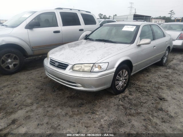 2001 TOYOTA CAMRY LE/XLE VIN: 4T1BF22K91U964555
