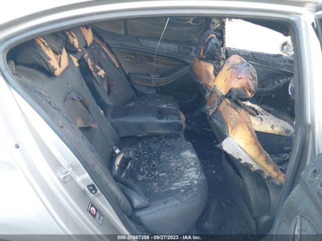 KNALN4D78E5127096 KIA Cadenza Premium