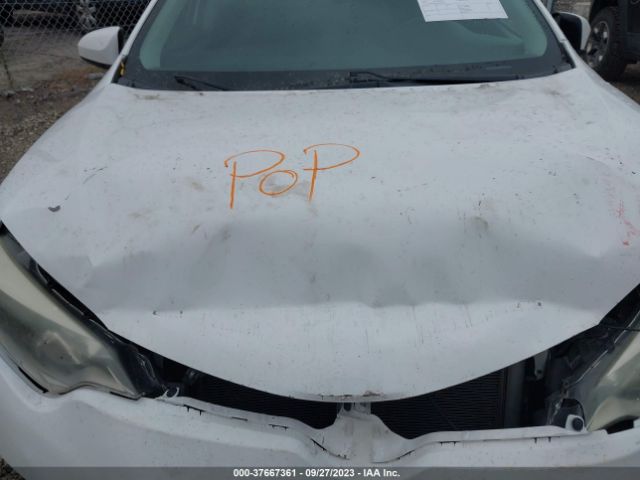 5YFBURHE4FP278402 Toyota COROLLA LE