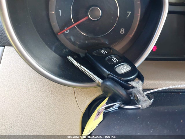 2011 HYUNDAI ELANTRA GLS PZEV VIN: 5NPDH4AE0BH030150
