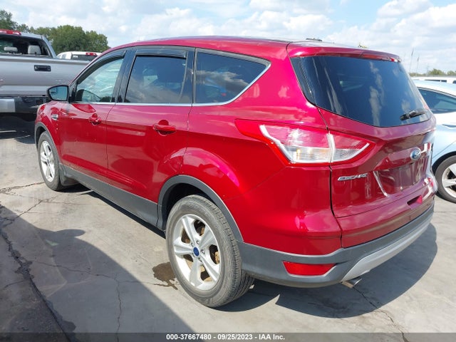 37667480 :رقم المزاد ، 1FMCU0G7XGUB46960 vin ، 2016 Ford Escape Se مزاد بيع
