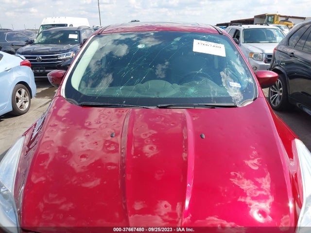 37667480 :رقم المزاد ، 1FMCU0G7XGUB46960 vin ، 2016 Ford Escape Se مزاد بيع