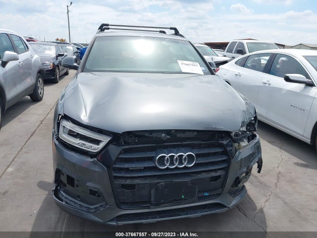 WA1GCCFS1HR007864 Audi Q3 Prestige