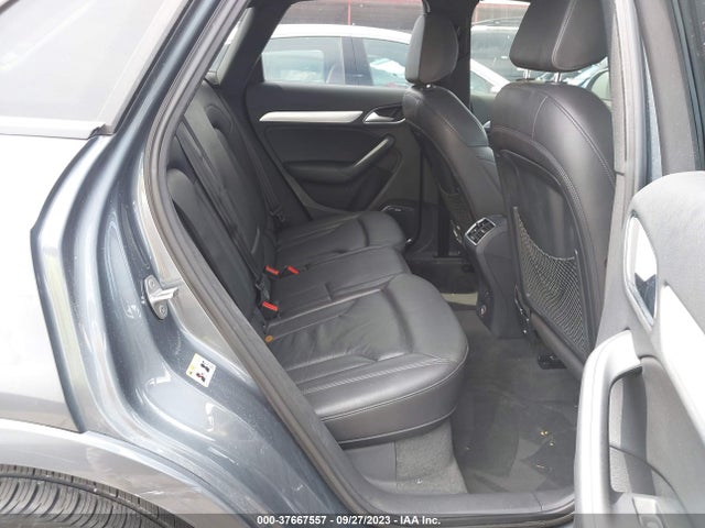 WA1GCCFS1HR007864 Audi Q3 Prestige