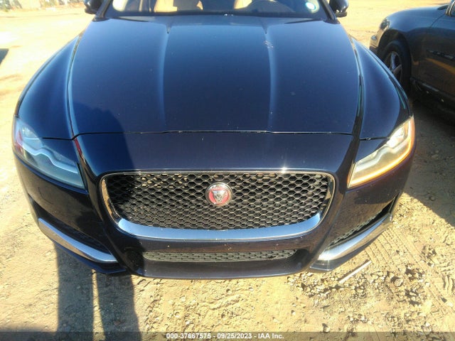 2016 JAGUAR XF SAJBE4BVXGCY10482 Photo 5