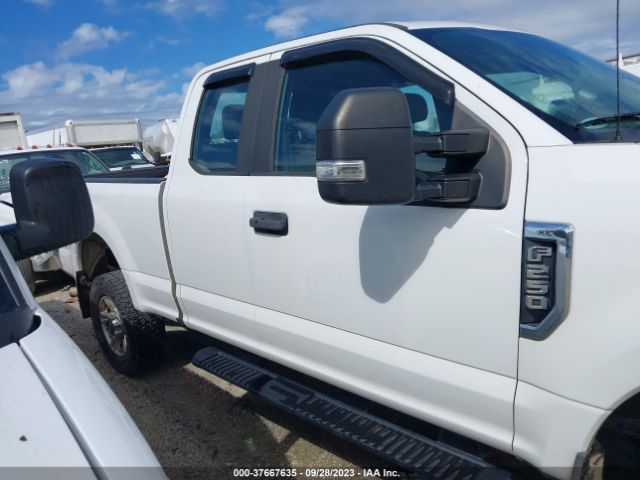 1FT7X2B60HEF00231 Ford Super Duty F-250 Srw Xlt/lariat/xl