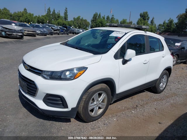 Chevrolet TRAX LS 2020 3GNCJKSB1LL257364 Image 2