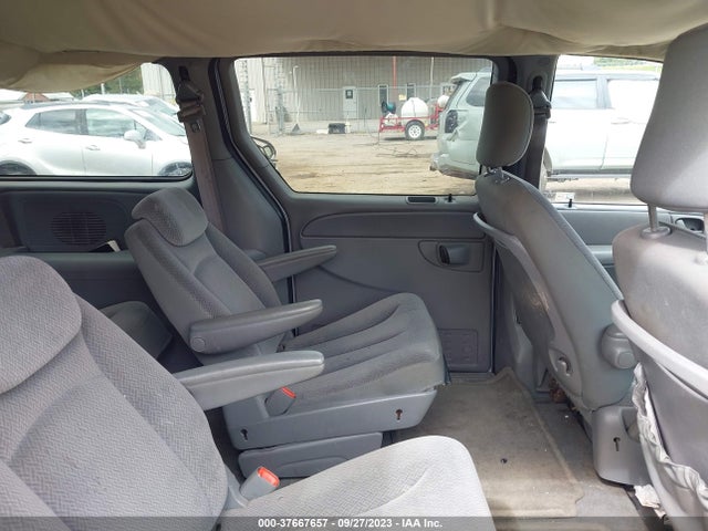 2005 CHRYSLER TOWN & COUNTRY TOURING VIN: 2C8GP54L35R136632