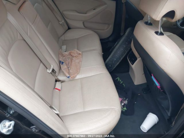 KNALN4D70G5216406 KIA Cadenza Premium