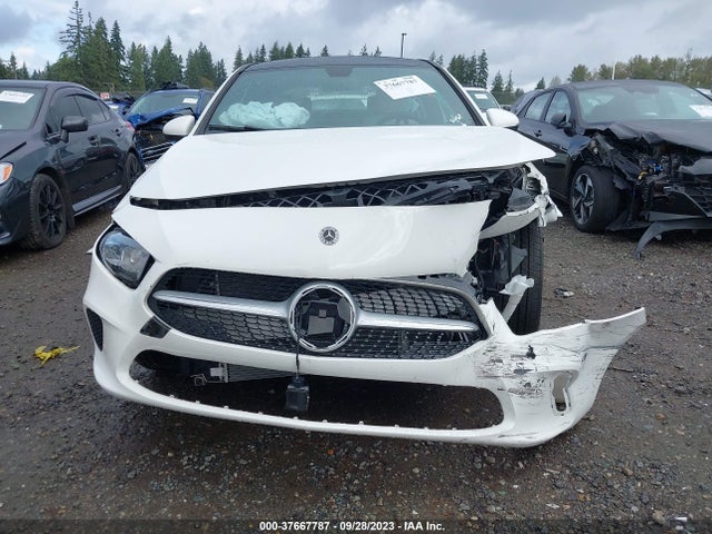 W1K3G4FB5NJ356797 Mercedes-Benz A-class A 220
