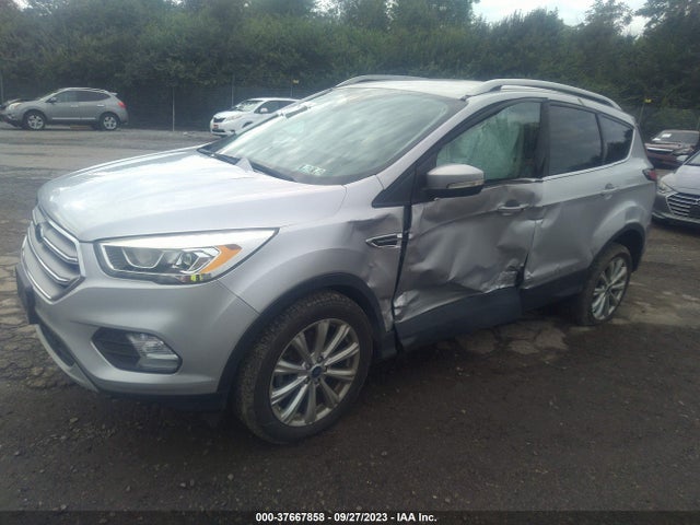 Ford Escape Titanium 2017 1FMCU9J9XHUE63055 Image 2