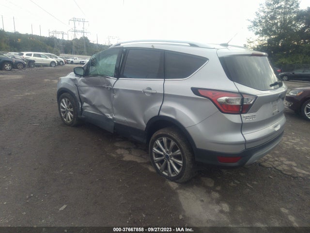 Ford Escape Titanium 2017 1FMCU9J9XHUE63055 Image 3