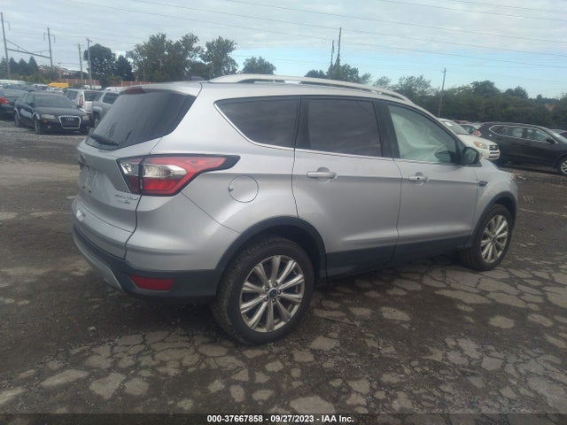 Ford Escape Titanium 2017 1FMCU9J9XHUE63055 Image 4