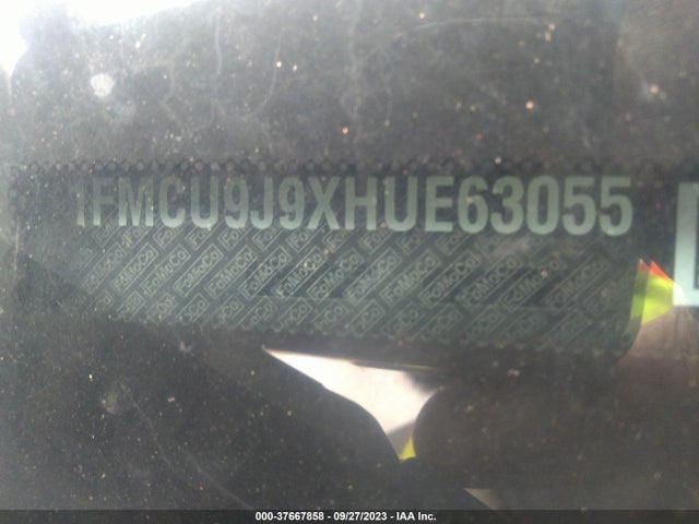 Ford Escape Titanium 2017 1FMCU9J9XHUE63055 Image 9