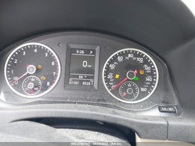 WVGAV7AX2GW600774 Volkswagen TIGUAN SE
