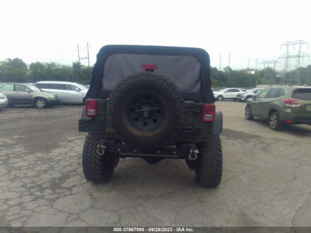 1C4BJWEG1FL675944 Jeep Wrangler Unlimited Sahara