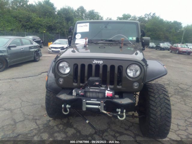 1C4BJWEG1FL675944 Jeep Wrangler Unlimited Sahara