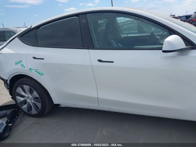 7SAYGDEE9PA126573 Tesla Model Y Long Range