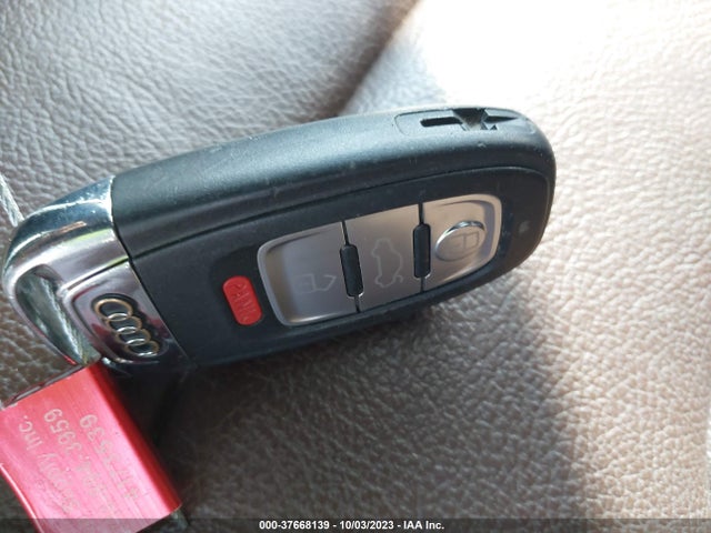 WA1UFAFL9FA123963 Audi Allroad Premium Plus