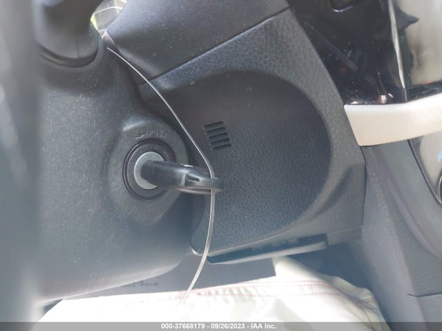 Toyota Corolla Le Eco 2014 5YFBPRHE8EP005288 Image 11