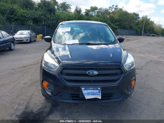 1FMCU0F79HUF00440 Ford ESCAPE S