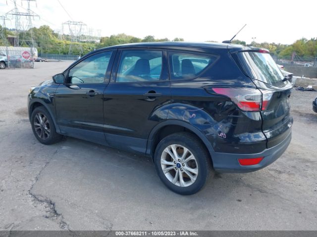 1FMCU0F79HUF00440 Ford ESCAPE S
