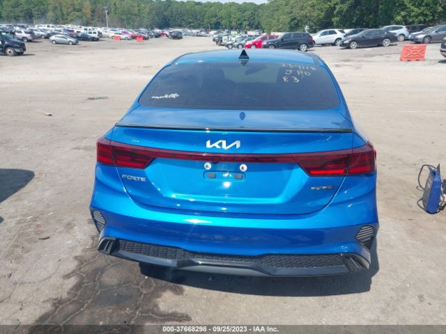 3KPF54AD2NE448758 KIA Forte Gt-line