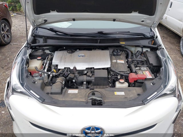 Toyota Prius Four 2016 JTDKARFU9G3511820 Image 10