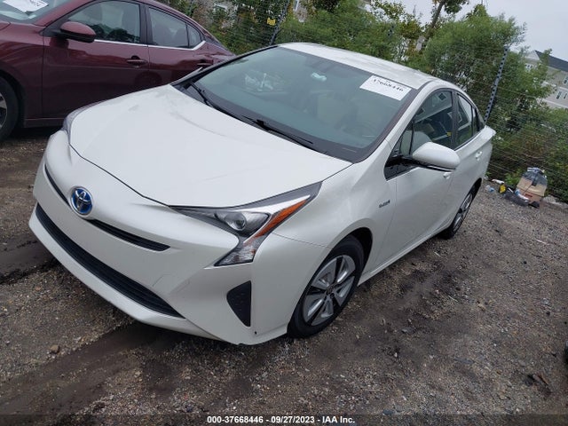Toyota Prius Four 2016 JTDKARFU9G3511820 Image 2