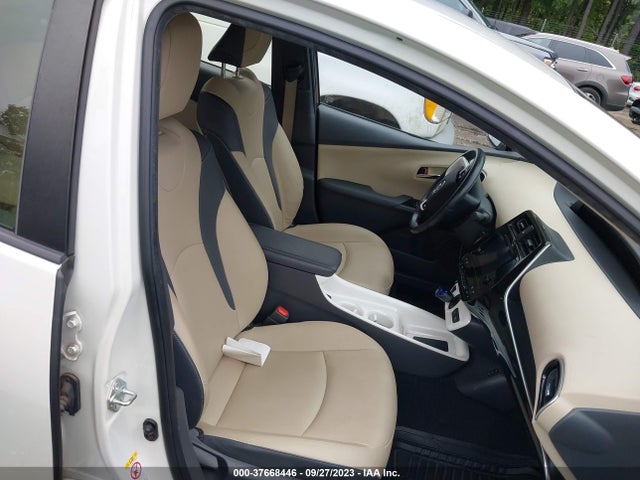 Toyota Prius Four 2016 JTDKARFU9G3511820 Image 5