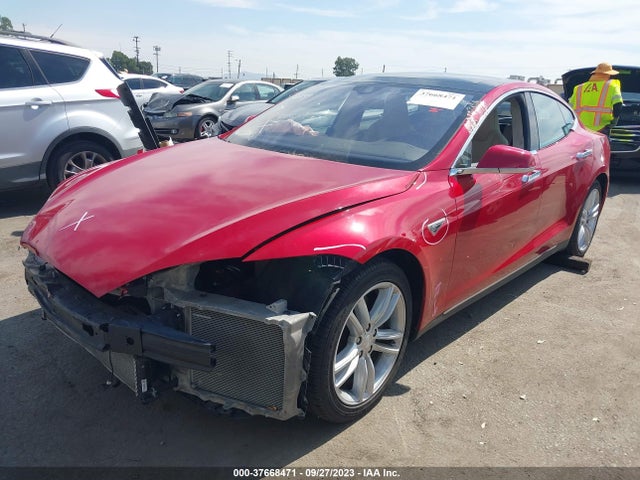5YJSA1E13GF132386 Tesla Model S 70 Kwh