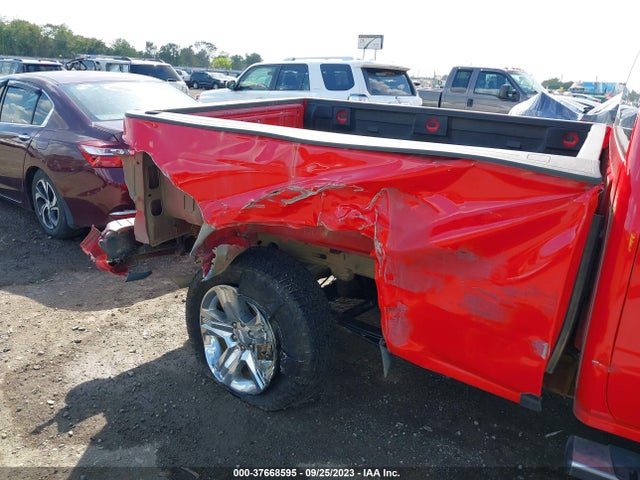 Chevrolet Silverado 1500 Custom 2017 1GCRCPEH8HZ100568 Image 6