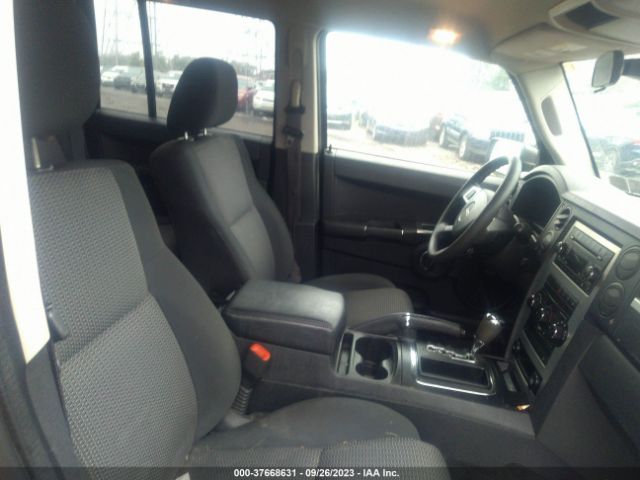 2009 JEEP COMMANDER 1J8HG48K39C553936 Photo 4