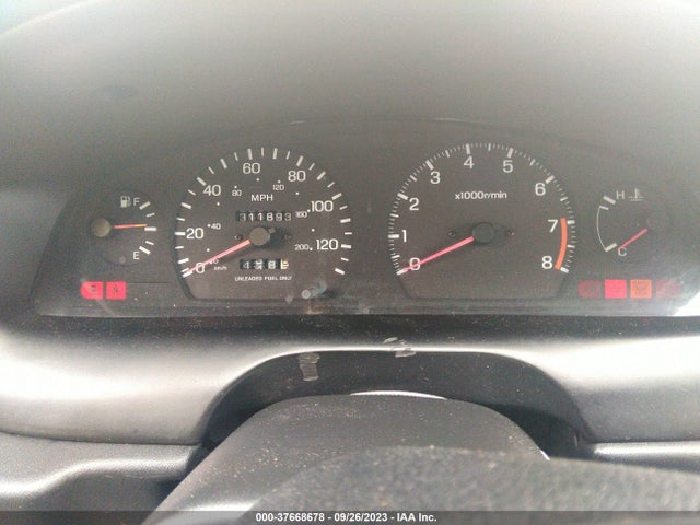 1999 NISSAN SENTRA XE/GXE VIN: 3N1AB41DXXL094136