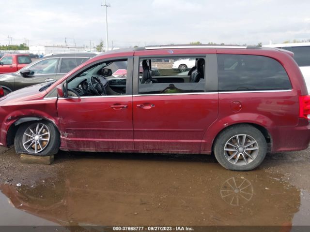 2C4RDGCG5HR858806 Dodge Grand Caravan Sxt