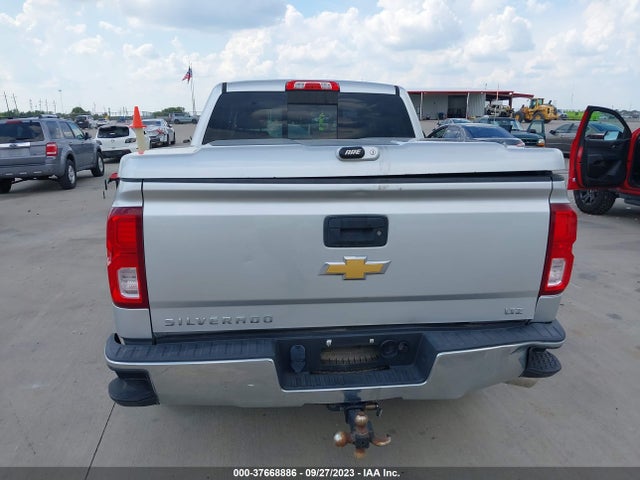 Chevrolet Silverado 1500 Lt 2018 3GCUCRER0JG274090 Image 16
