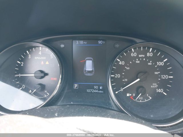 JN8AT2MT8JW462420 Nissan Rogue Sl