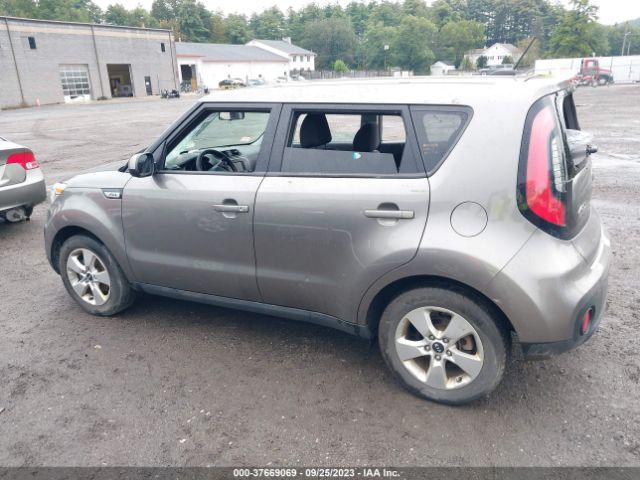 KNDJN2A27J7523798 KIA Soul