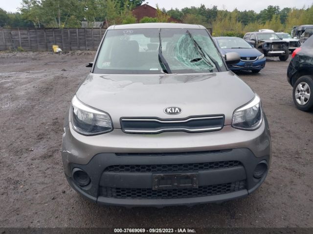 KNDJN2A27J7523798 KIA Soul