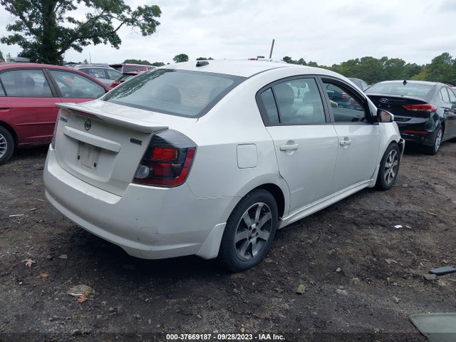 2012 NISSAN SENTRA 2.0 SR VIN: 3N1AB6AP2CL638581