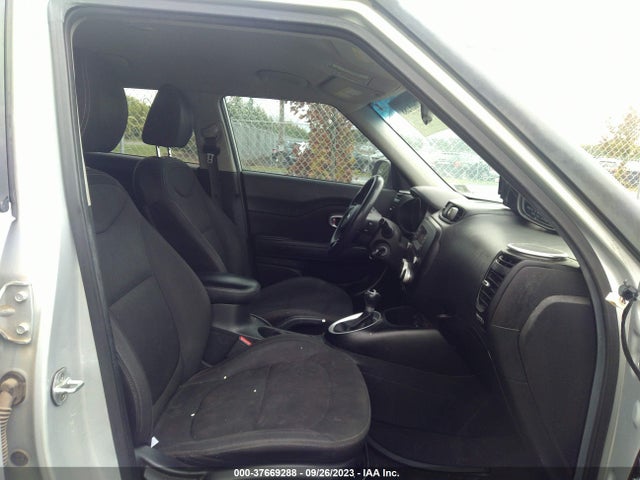 KIA Soul Base 2015 KNDJN2A29F7786530 Image 5