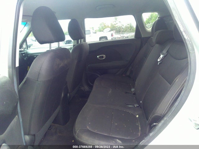 KIA Soul Base 2015 KNDJN2A29F7786530 Image 8