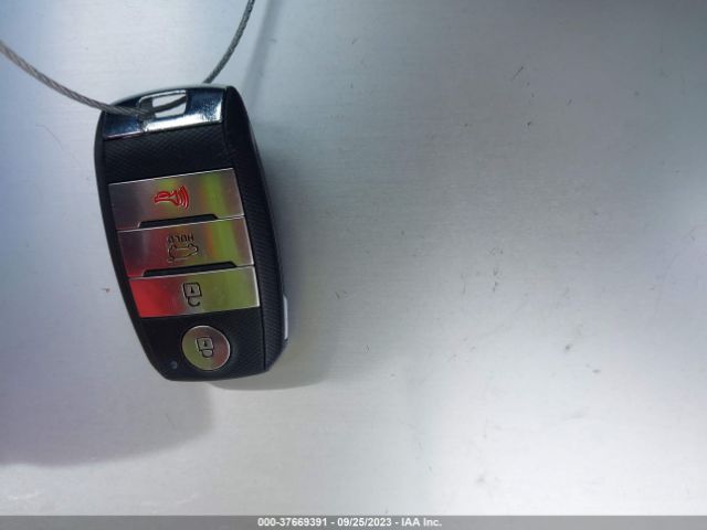 KNDPN3AC2H7153931 KIA Sportage Ex