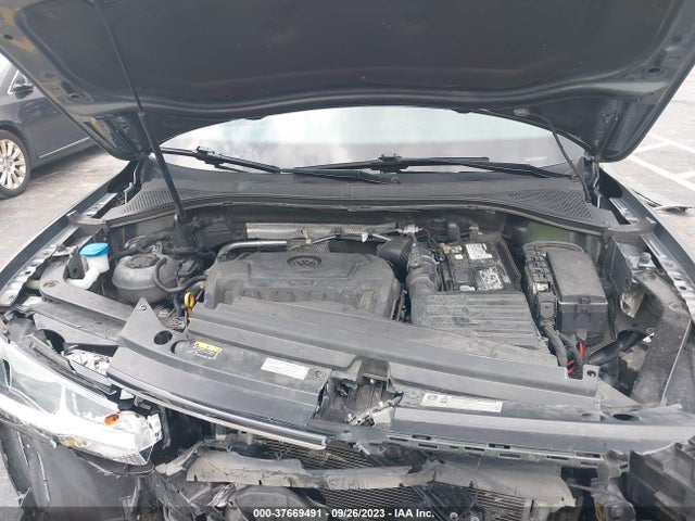 3VV1B7AX9KM079138 Volkswagen TIGUAN S