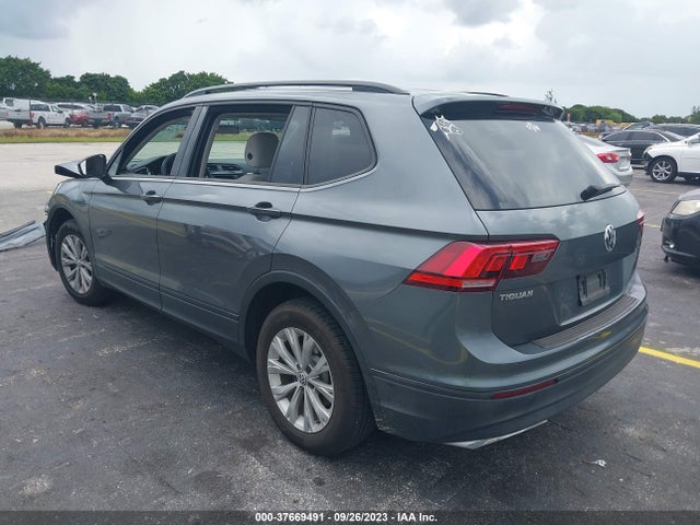 3VV1B7AX9KM079138 Volkswagen TIGUAN S