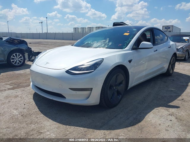 Tesla Model 3 Long Range 2021 5YJ3E1EB1MF852993 Image 2