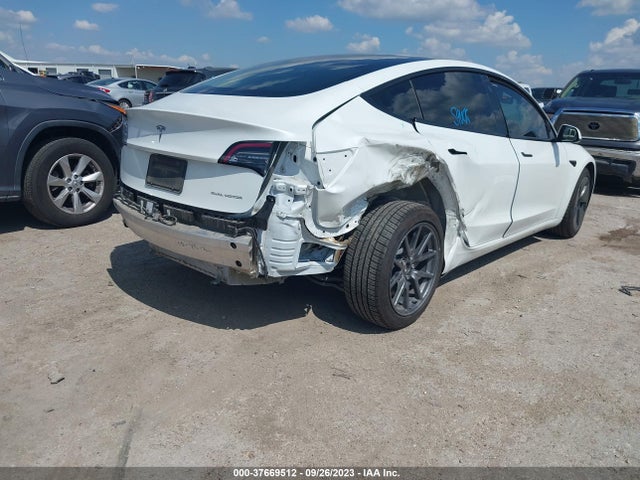 Tesla Model 3 Long Range 2021 5YJ3E1EB1MF852993 Image 4