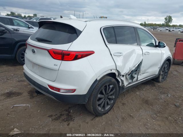 KNDPNCAC7J7411429 KIA Sportage Ex