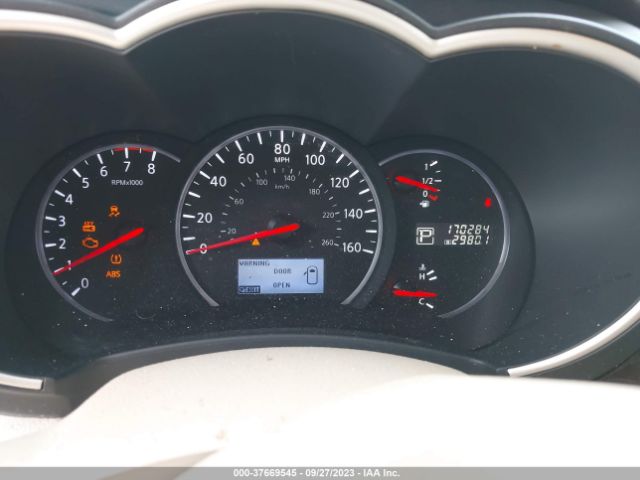 JN8AE2KP4F9131338 Nissan Quest Sv